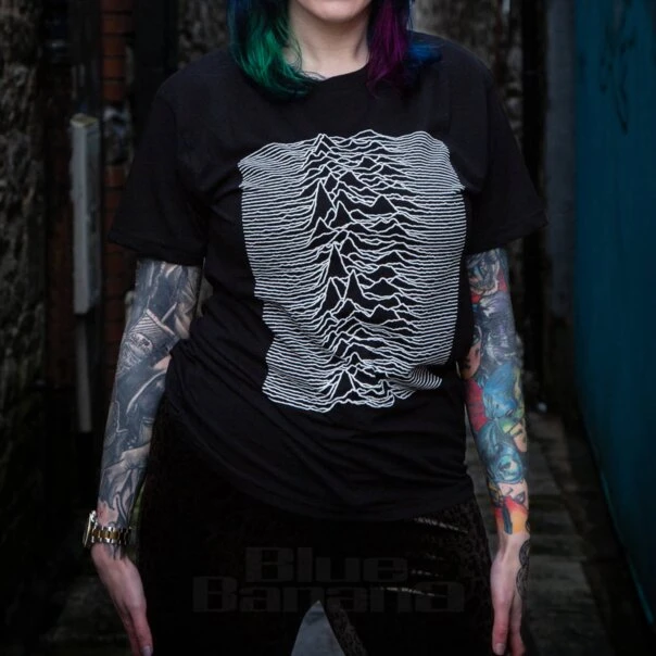 Official Joy Division Unknown Pleasures T Shirt (Black) 4 Official Joy Division Unknown Pleasures T Shirt (Black) - Image 4