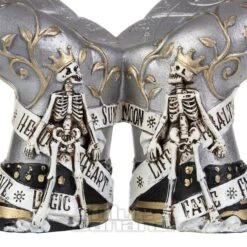 Nemesis Now Hands Of The Future Crystal Ball Holder (20 CM) -Alternative Clothing Store dac22410999097cb00ba9c5b9904